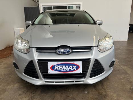 FORD Focus Hatch 1.6 16V 4P FLEX GL, Foto 5