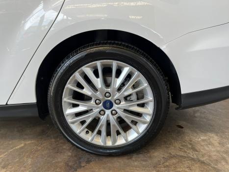 FORD Focus Sedan 2.0 16V 4P FLEX SE POWERSHIFT AUTOMTICO, Foto 10