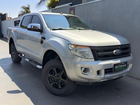 FORD Ranger 2.5 16V XLT CABINE DUPLA, Foto 2