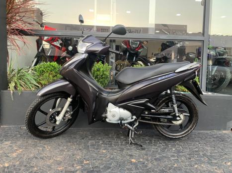 HONDA Biz 125 EX, Foto 2