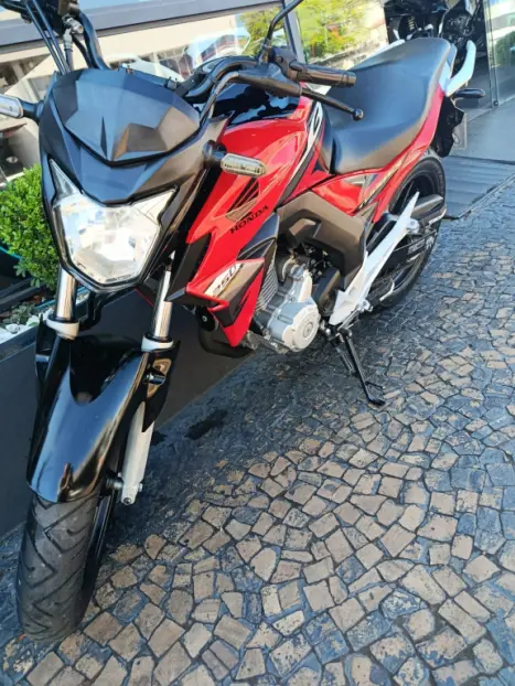 HONDA CB 250 F Twister , Foto 4