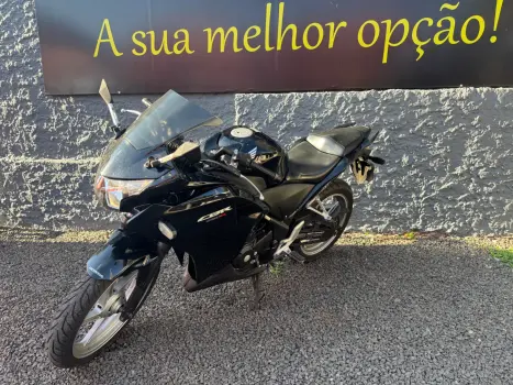 HONDA CBR 250 R, Foto 2
