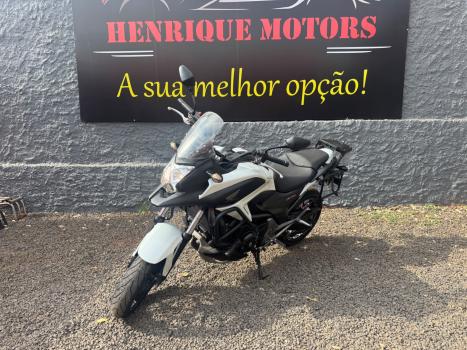 HONDA NC 750 X ABS, Foto 1
