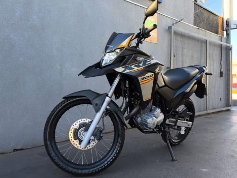 HONDA XRE 300 ADVENTURE, Foto 1