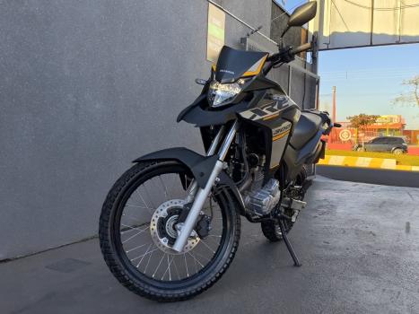 HONDA XRE 300 ADVENTURE, Foto 3