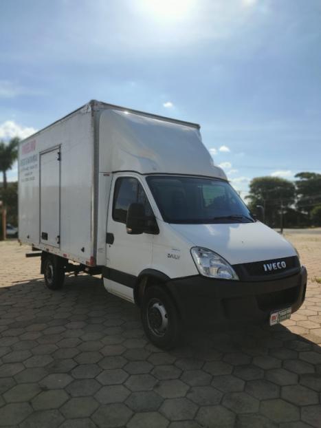 IVECO Daily 35S14 DIESEL CHASSI CABINE TURBO INTERCOOLER, Foto 1