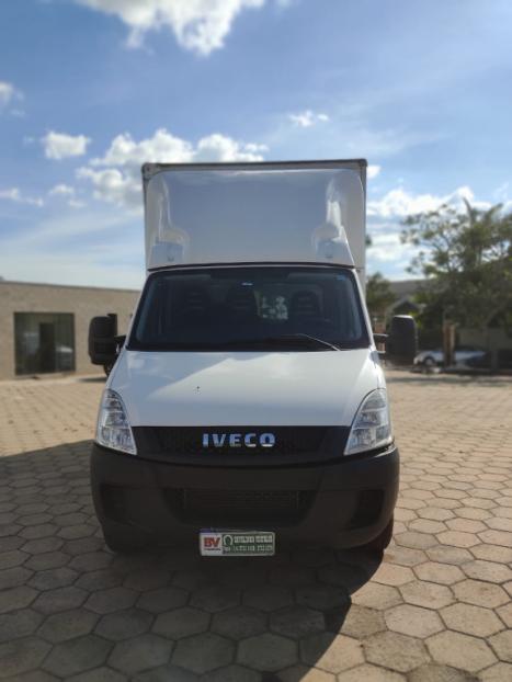 IVECO Daily 35S14 DIESEL CHASSI CABINE TURBO INTERCOOLER, Foto 2