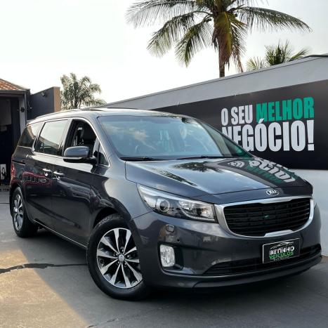 KIA Carnival 3.3 V6 4P EX, Foto 9