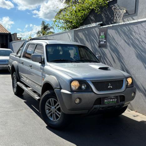 MITSUBISHI L 200 2.5 SPORT HPE 4X4 CABINE DUPLA TURBO INTECOOLER, Foto 2