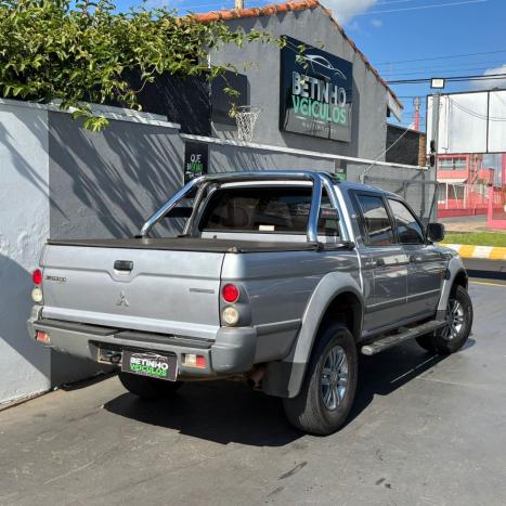 MITSUBISHI L 200 2.5 SPORT HPE 4X4 CABINE DUPLA TURBO INTECOOLER, Foto 5