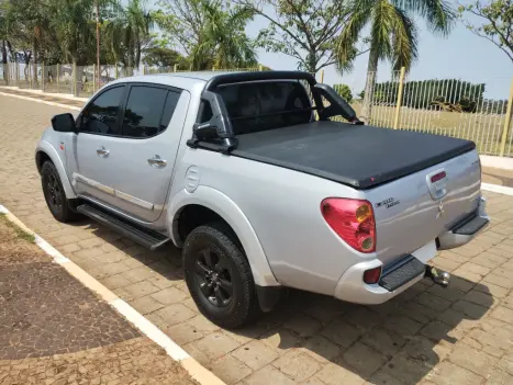 MITSUBISHI L 200 Triton 3.2 16V HPE 4X4 CABINE DUPLA TURBO DIESEL INTERCOOLER AUTOMTICO, Foto 6