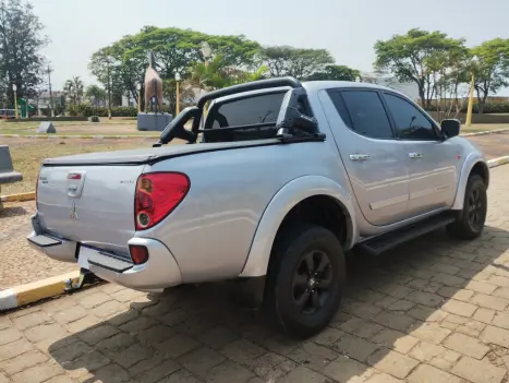 MITSUBISHI L 200 Triton 3.2 16V HPE 4X4 CABINE DUPLA TURBO DIESEL INTERCOOLER AUTOMTICO, Foto 7