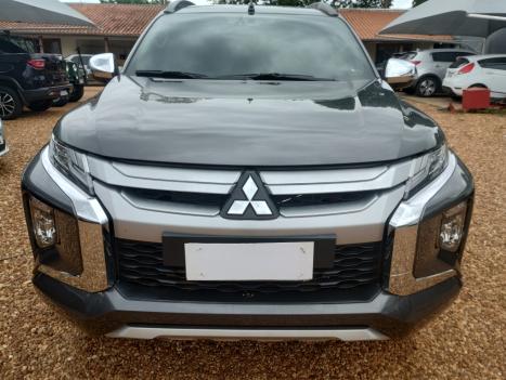 MITSUBISHI L 200 Triton 2.4 16V SPORT HPE 4X4 CABINE DUPLA TURBO DIESEL AUTOMTICO, Foto 2