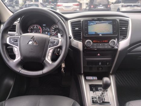 MITSUBISHI L 200 Triton 2.4 16V SPORT HPE 4X4 CABINE DUPLA TURBO DIESEL AUTOMTICO, Foto 9