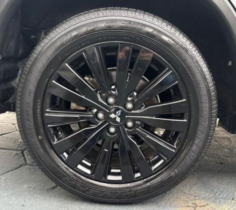MITSUBISHI Outlander 3.0 V6 24V 4P HPE-S AWD AUTOMTICO, Foto 11