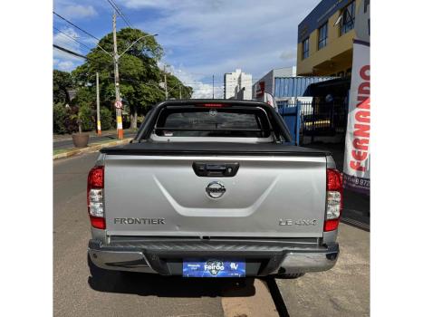 NISSAN Frontier , Foto 4