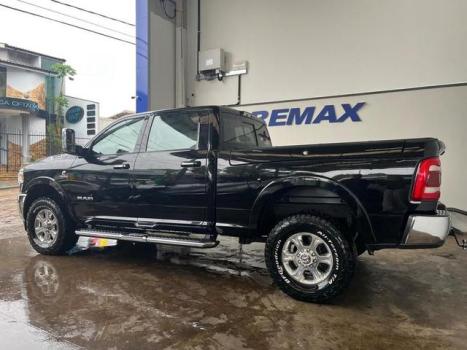 RAM 2500 6.7 I6 24V SLT CABINE DUPLA TURBO DIESEL LARAMIE 4X4 AUTOMTICO, Foto 5