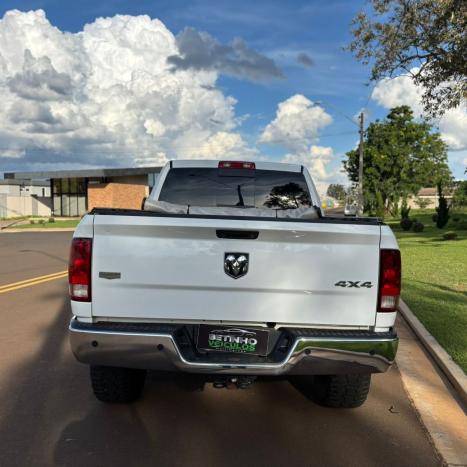 RAM 2500 6.7 I6 24V SLT CABINE DUPLA TURBO DIESEL LARAMIE 4X4 AUTOMTICO, Foto 4