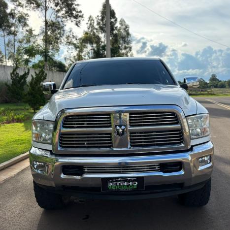 RAM 2500 6.7 I6 24V SLT CABINE DUPLA TURBO DIESEL LARAMIE 4X4 AUTOMTICO, Foto 5