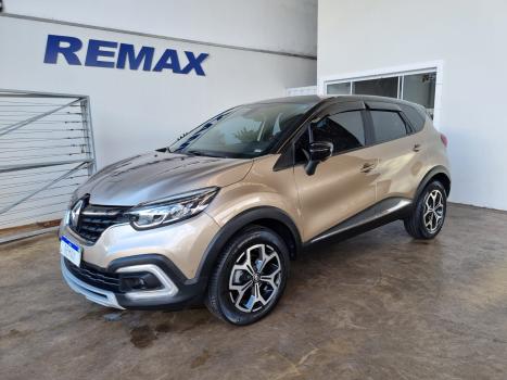 RENAULT Captur 1.3 16V 4P FLEX TCE ICONIC TURBO X-TRONIC AUTOMTICO CVT, Foto 2