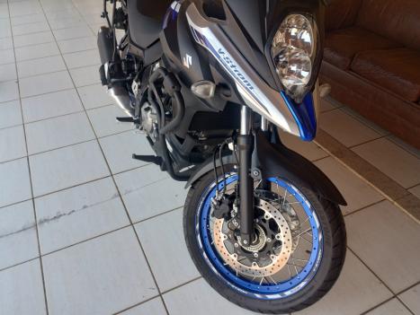 SUZUKI DL 650 V-Strom ABS, Foto 3