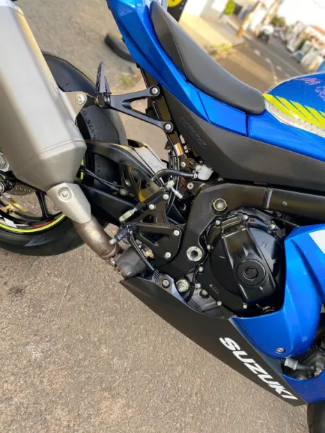 SUZUKI GSX-R 1000 RA, Foto 4