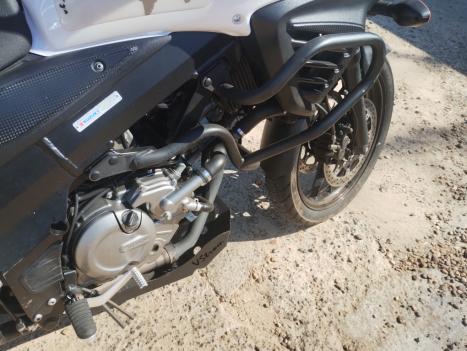 SUZUKI V-Strom DL 650 ABS, Foto 4