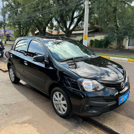 TOYOTA Etios Hatch 1.5 16V 4P FLEX X PLUS AUTOMTICO, Foto 6