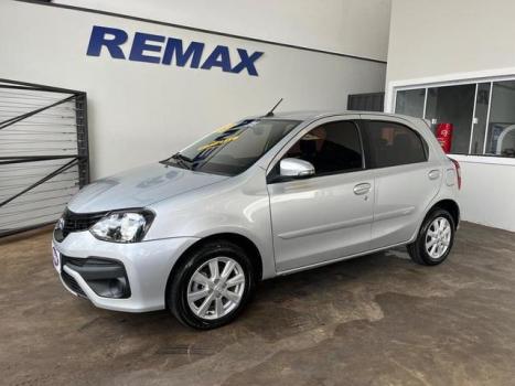 TOYOTA Etios Hatch 1.5 16V 4P FLEX XS, Foto 2