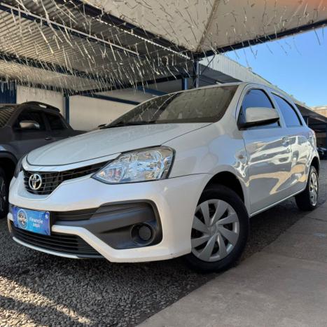 TOYOTA Etios Hatch 1.3 16V 4P FLEX X, Foto 14