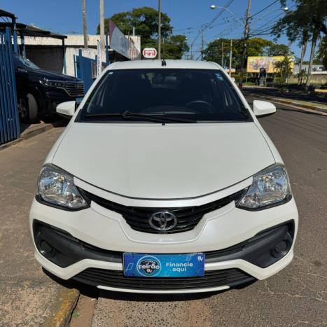 TOYOTA Etios Hatch 1.3 16V 4P FLEX X, Foto 18