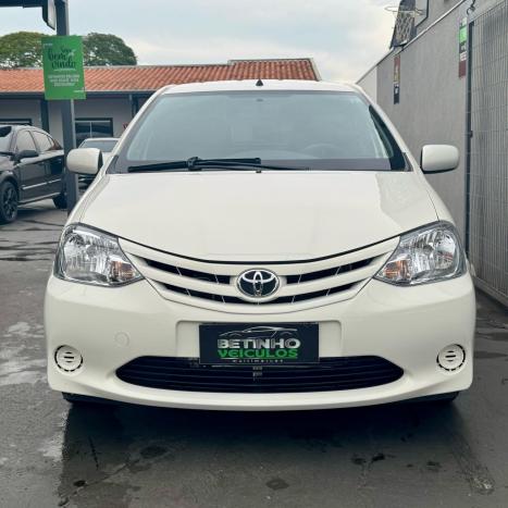 TOYOTA Etios Hatch 1.3 16V 4P FLEX X, Foto 7