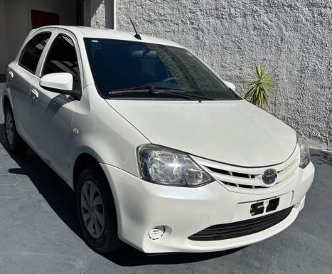 TOYOTA Etios Hatch 1.3 16V 4P FLEX X, Foto 1
