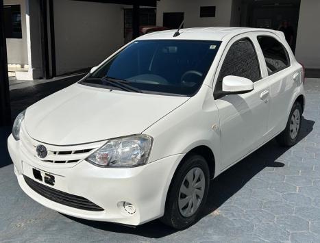 TOYOTA Etios Hatch 1.3 16V 4P FLEX X, Foto 5