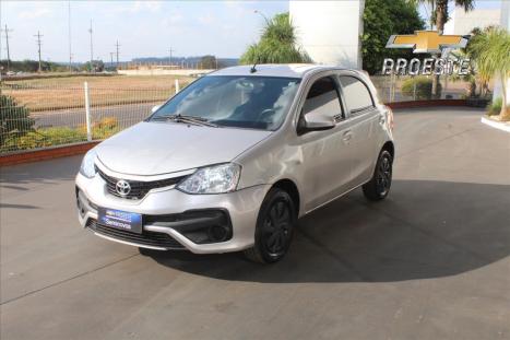 TOYOTA Etios Hatch 1.5 16V 4P FLEX XS AUTOMTICO, Foto 1