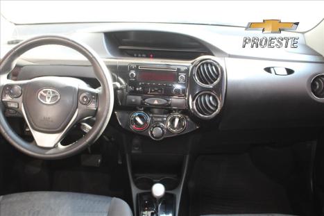 TOYOTA Etios Hatch 1.5 16V 4P FLEX XS AUTOMTICO, Foto 4