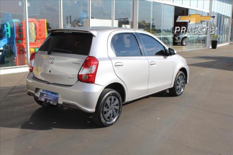 TOYOTA Etios Hatch 1.5 16V 4P FLEX XS AUTOMTICO, Foto 8