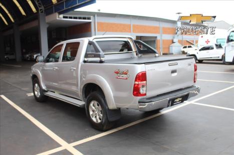 TOYOTA Hilux Caminhonete 3.0 4P SR 4X4 TURBO DIESEL CABINE DUPLA, Foto 8