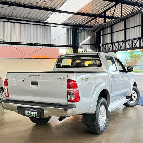 TOYOTA Hilux Caminhonete 2.7 16V 4P SRV FLEX 4X4  CABINE DUPLA AUTOMTICO, Foto 4