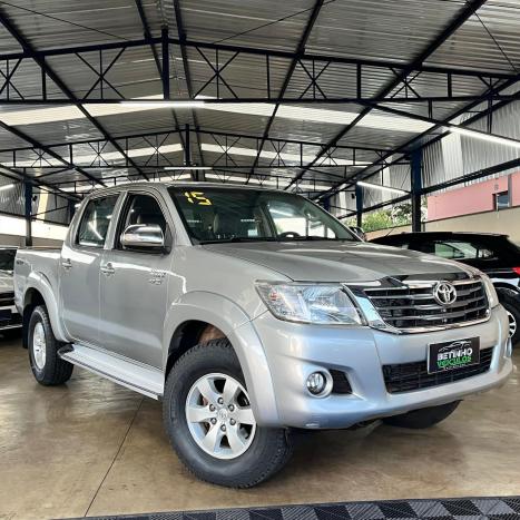 TOYOTA Hilux Caminhonete 2.7 16V 4P SRV FLEX 4X4  CABINE DUPLA AUTOMTICO, Foto 6