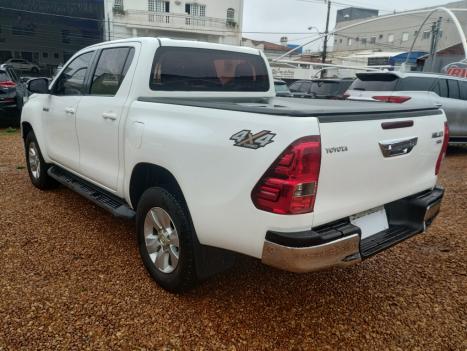 TOYOTA Hilux Caminhonete 2.8 16V SRV 4X4 DIESEL CABINE DUPLA AUTOMTICO, Foto 8