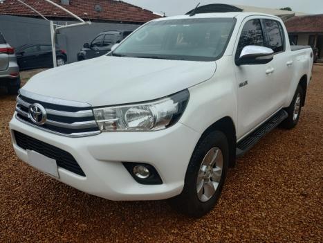 TOYOTA Hilux Caminhonete 2.8 16V SRV 4X4 DIESEL CABINE DUPLA AUTOMTICO, Foto 3