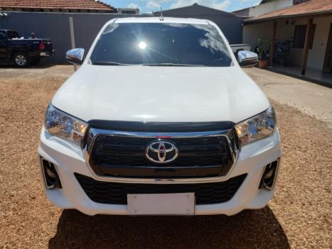 TOYOTA Hilux Caminhonete 2.7 16V 4P SRV FLEX 4X4  CABINE DUPLA AUTOMTICO, Foto 2