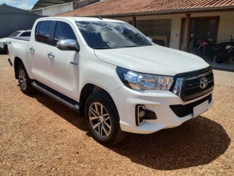 TOYOTA Hilux Caminhonete 2.7 16V 4P SRV FLEX 4X4  CABINE DUPLA AUTOMTICO, Foto 3