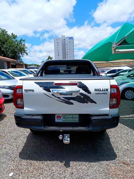 TOYOTA Hilux Caminhonete 2.8 16V 4P SR 4X4 DIESEL CHALLENGE CABINE DUPLA AUTOMTICO, Foto 9