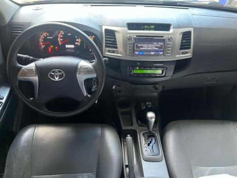 TOYOTA Hilux Caminhonete 2.7 16V 4P FLEX STD 4X4 CABINE DUPLA, Foto 6