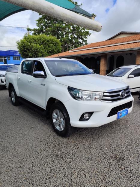 TOYOTA Hilux Caminhonete 2.8 16V SRV 4X4 DIESEL CABINE DUPLA AUTOMTICO, Foto 3