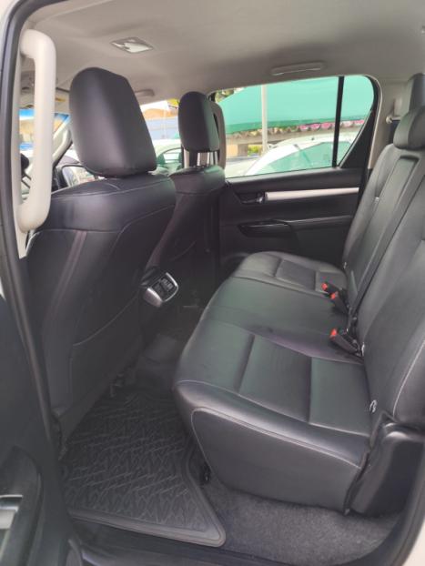 TOYOTA Hilux Caminhonete 2.8 16V SRV 4X4 DIESEL CABINE DUPLA AUTOMTICO, Foto 6