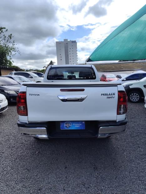 TOYOTA Hilux Caminhonete 2.8 16V SRV 4X4 DIESEL CABINE DUPLA AUTOMTICO, Foto 8