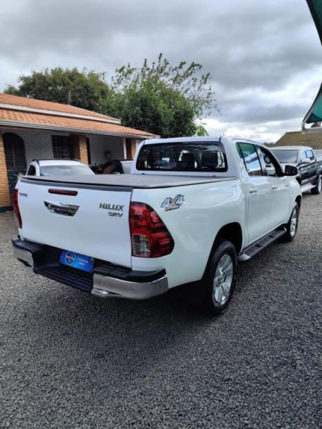 TOYOTA Hilux Caminhonete 2.8 16V SRV 4X4 DIESEL CABINE DUPLA AUTOMTICO, Foto 9